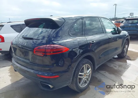 2016 Porsche Cayenne z USA, uszkodzony, nr VIN WP1AA2A25GKA10629